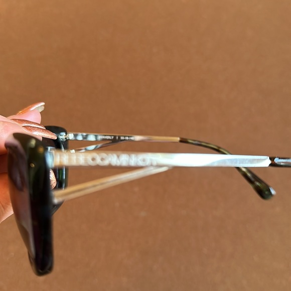 Rebecca Minkoff green and black tortoise shell sunglasses - Picture 2 of 4